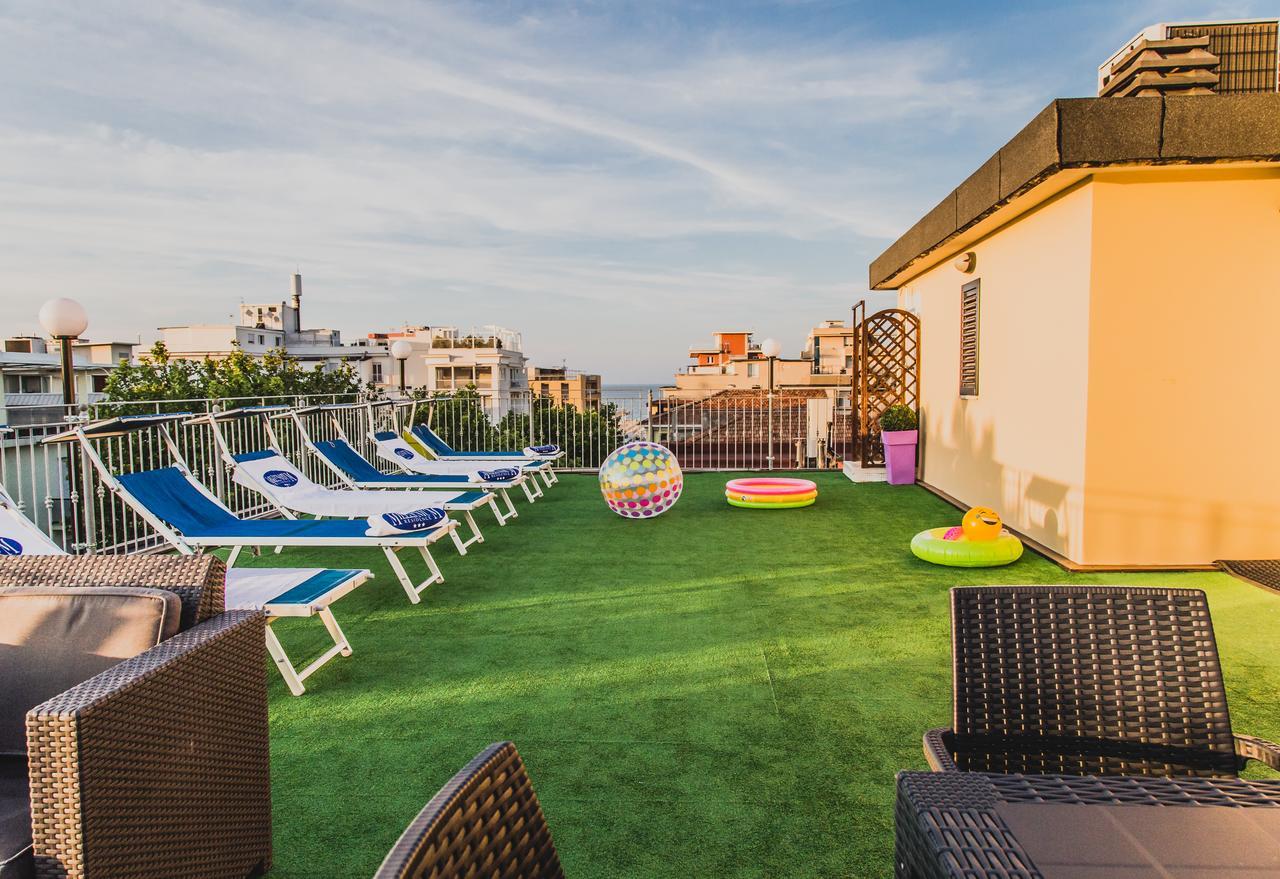Residence Millennium Rimini Buitenkant foto